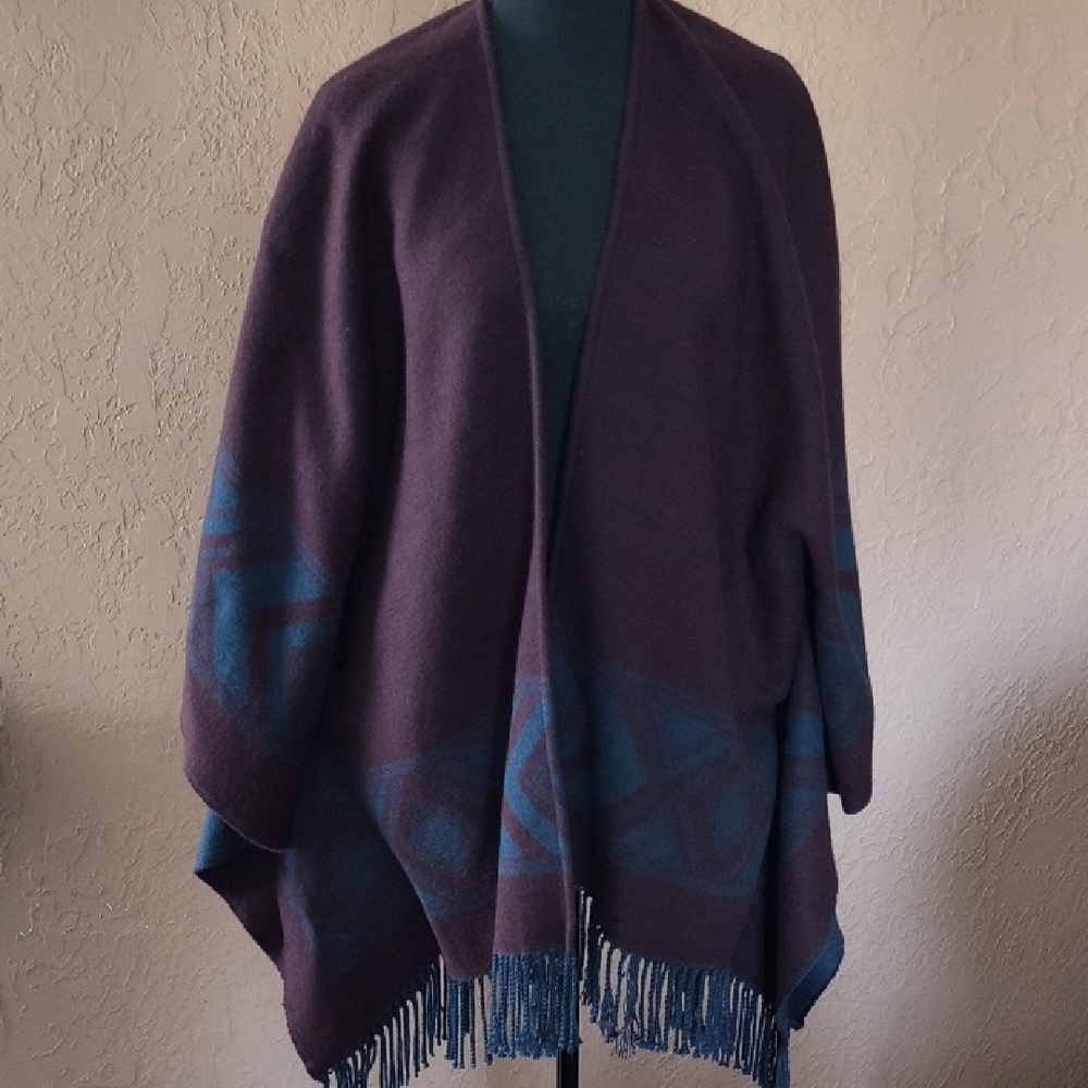 American Eagle Women's Burgundy & Navy Shawl with Fringe